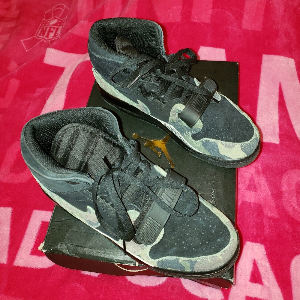 Nike Air Jordan 312 size 7 boy youth